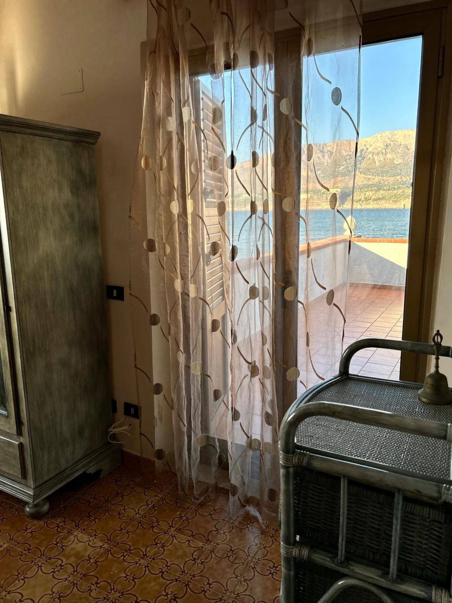Casa Vacanza Barbera - In Riva Al Mare Villa Trappeto  Luaran gambar