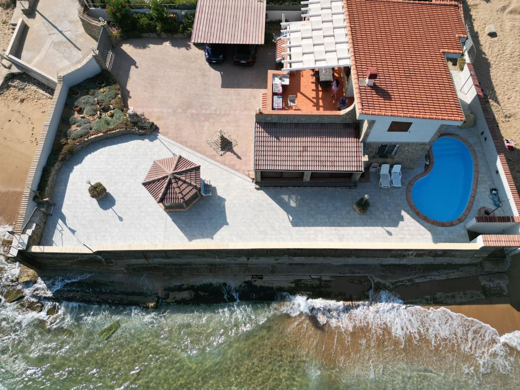 Casa Vacanza Barbera - In Riva Al Mare Villa Trappeto  Luaran gambar